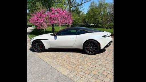 ASTON MARTIN DB11 2020 SCFRMFEVXLGL08812 image